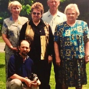 Meet your Posher, Ellen